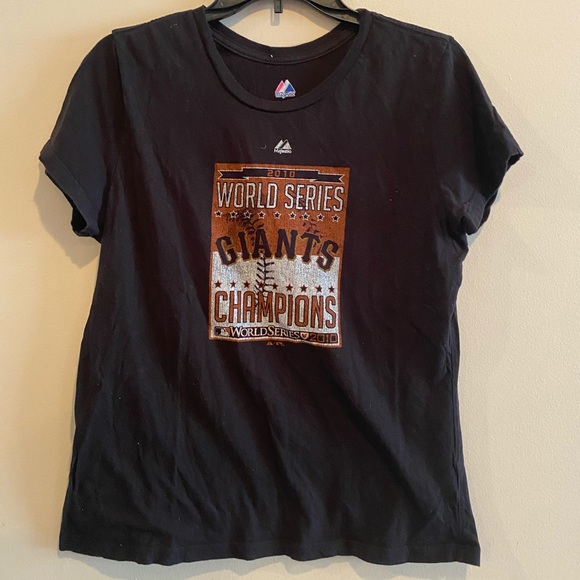 Majestic Tops - 🍰FREE w/bundle SF Giants World Series tee XL